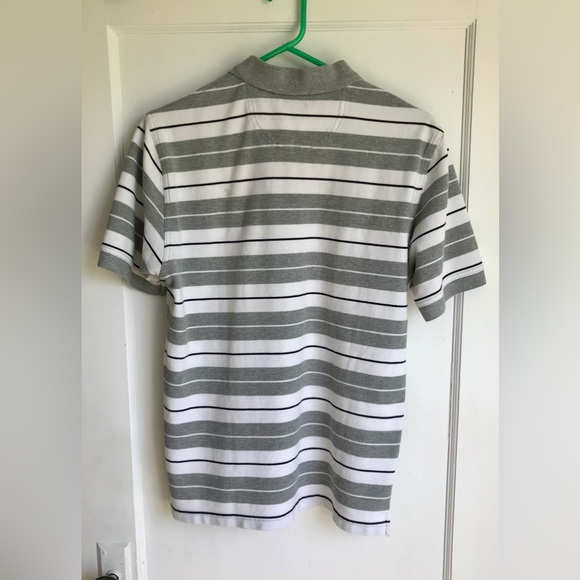 iZOD Classic Striped White and Gray Polo Shirt Mens size Medium - Picture 2 of 8